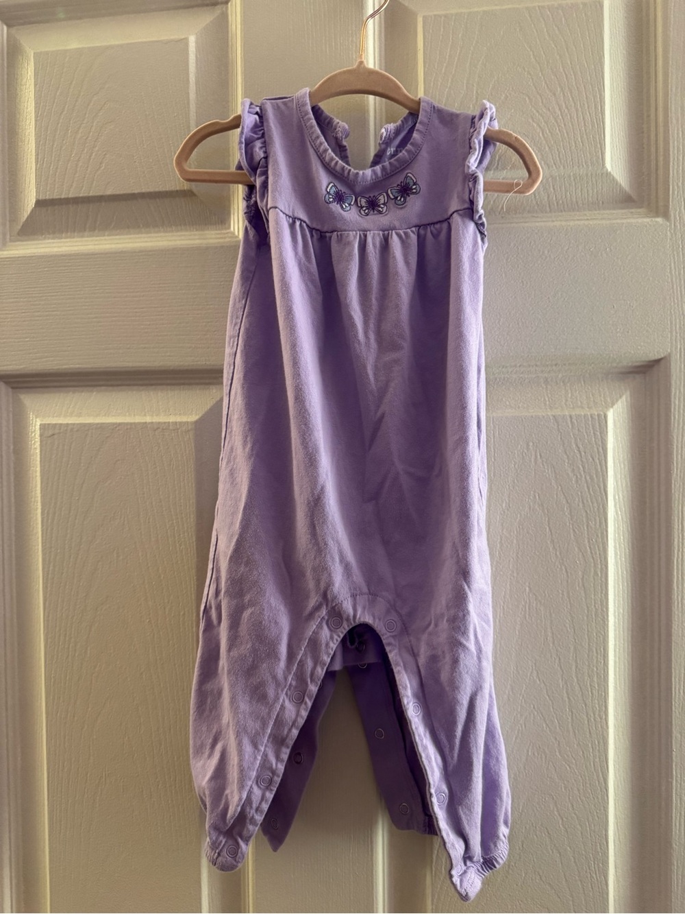 6-9 M Sleeveless Lavender Baby One-Piece Romper with Butterfly Detail